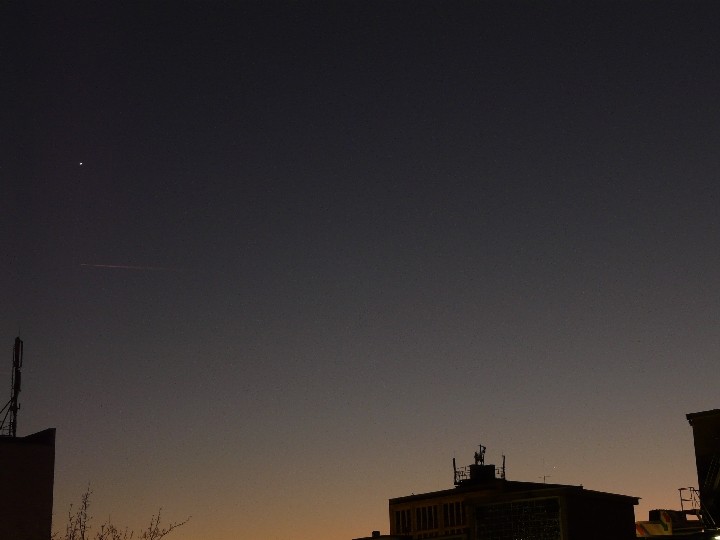 Venus und Jupiter