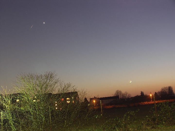 Iridium 37, Venus, Mond und Jupiter