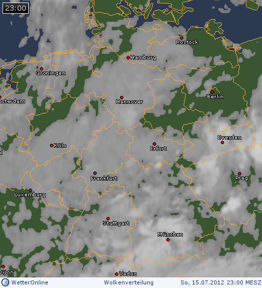 Wolkenverteilung &uuml;ber Mitteleuropa am 15.07.2012 um 23:00 MESZ